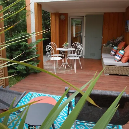 לינה וארוחת בוקר Chaleemar 3*