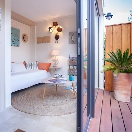 Chaleemar Bed & Breakfast 2*