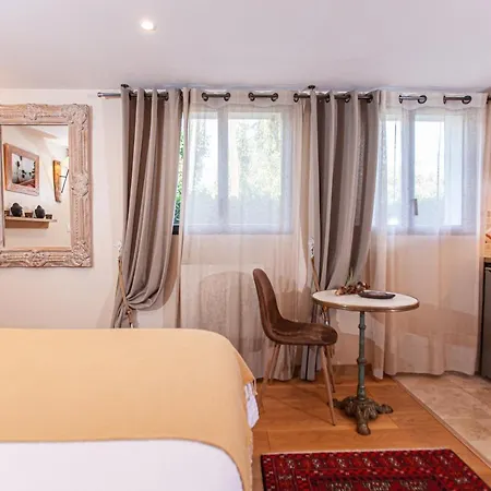 Chaleemar לינה וארוחת בוקר