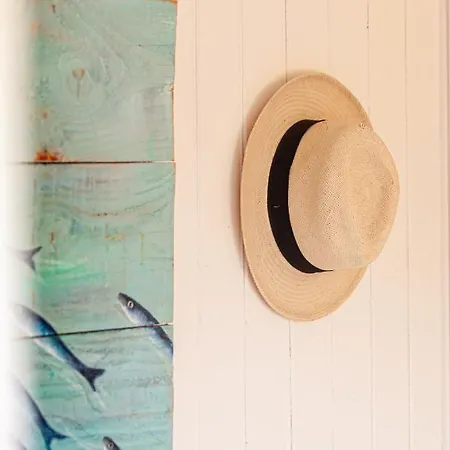 לינה וארוחת בוקר Chaleemar