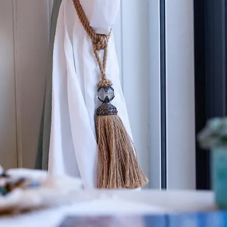 לינה וארוחת בוקר Chaleemar